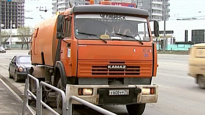 Евгений Тефтелев поручил убрать песко-соляную смесь с дорог