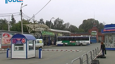 Депутаты предлагают обязать междугородних перевозчиков доставлять пассажиров до остановок