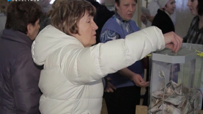 Депутат Госдумы Олег Колесников помог погорельцам из Кусы 