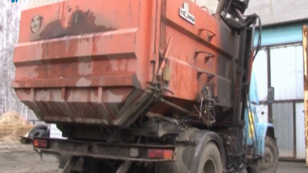 В селе Миасском сгорел единственный мусоровоз 