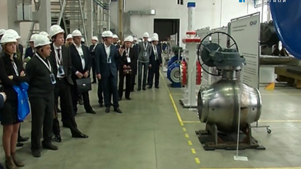 Промышленники России обсуждают проблему нехватки специалистов