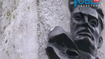 В Польше все-таки снесли памятник советскому генералу, дважды герою Советского союза Ивану Черняховскому.