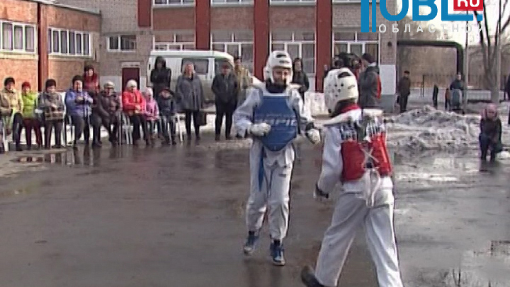 Для детей больных сахарным диабетом провели праздник двора