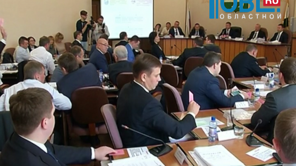 В городской думе вновь потребовали убрать с поста начальника управления транспорта 