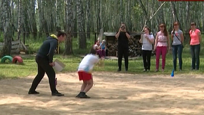 В детском лагере «Кузнечик» ЧКПЗ и налоговая инспекция провели «Веселую эстафету»