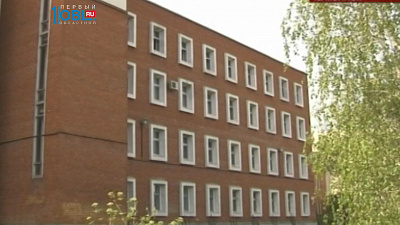 Депутаты ЗСО наградили лучших строителей области