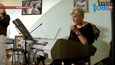 Музыканты отметили день рождения Джона Леннона кавер-концертом