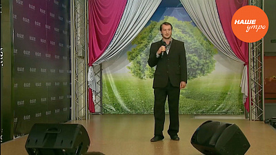 Сергей Кулич – поет в караоке и друзьям