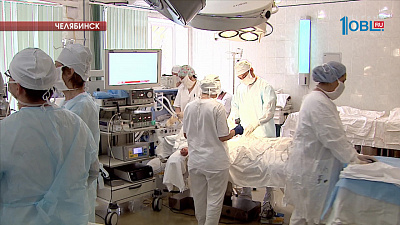 Врачи областной больницы делают бесшовные операции на печени