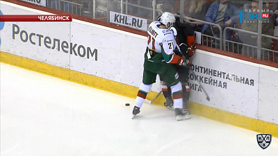 "Трактор" начал домашнюю серию с казанским "Ак Барсом"