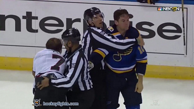 Артемий Панарин отличился на матче НХЛ