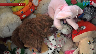 Волонтер организовала сбор подарков для малоимущих семей 