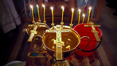 Молебен у мощей Святителя Спиридона