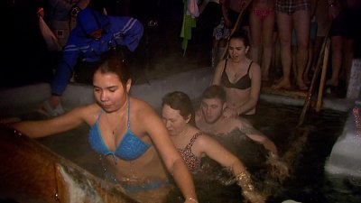 Купания в крещенскую ночь