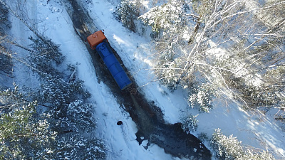 Река фекалий в челябинском лесу