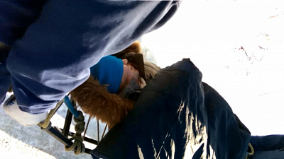 Женщину с инсультом обнаружили возле родника в Миассе