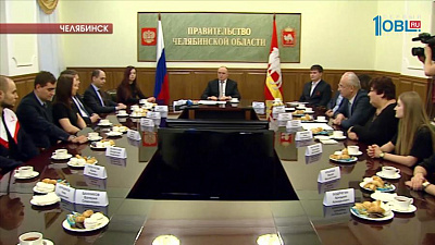 Борис Дубровский встретился с участниками чемпионата рабочих профессий