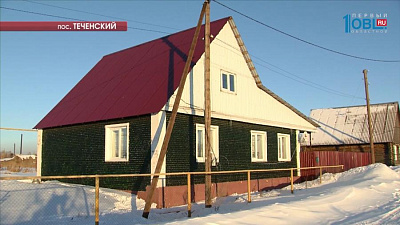 12 тысяч бутылок из-под шампанского понадобились, чтобы построить дом