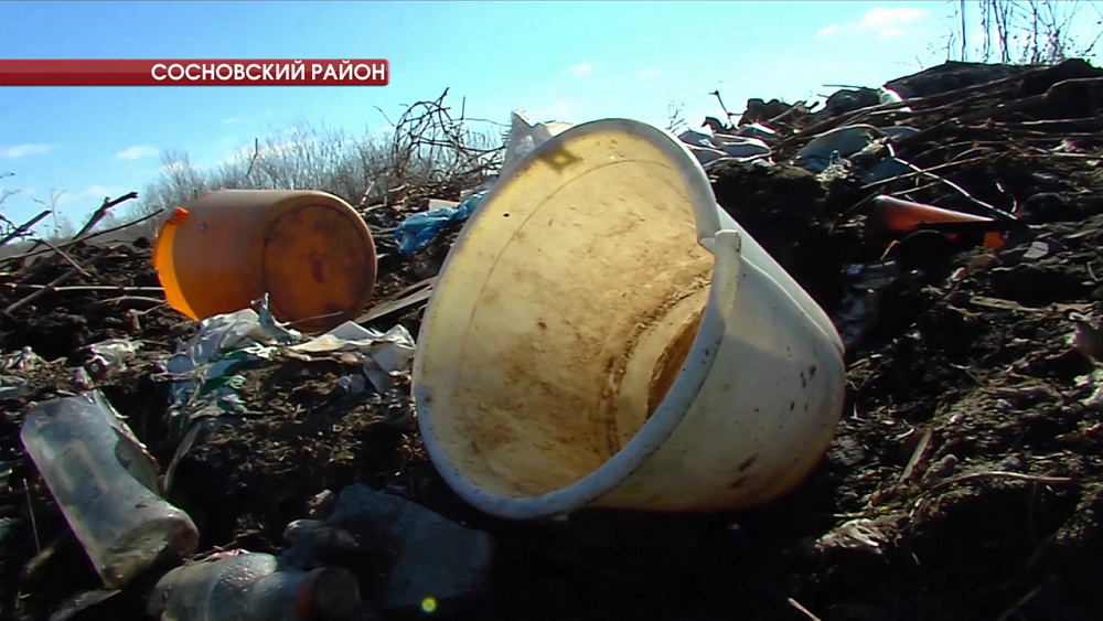 Общественники проверили свалку в поселке Садовом