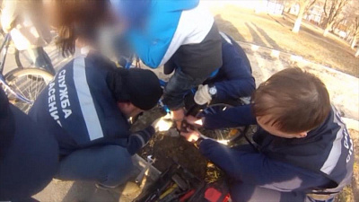 Шестилетнему велосипедисту потребовалась помощь спасателей 