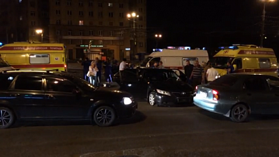 Иномарка, попавшая в ДТП в центре Челябинска, закреплена за Минкультом