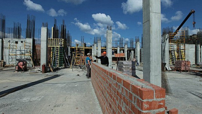 Второй этаж начинают возводить у кафедрального собора в Челябинске