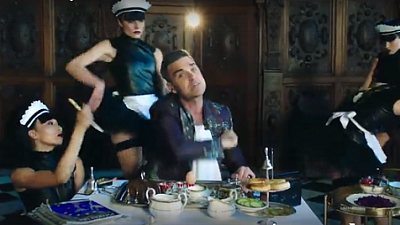 Гречка "Увелка" засветилась в новом клипе Робби Уильямса