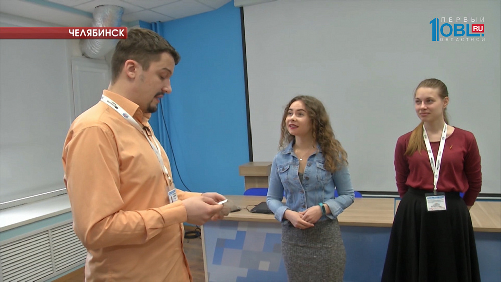 Победители розыгрышей получили призы от "Времени новостей"