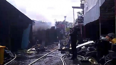 В Челябинске сгорел автосервис 