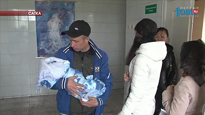 Сына погибшей в Сатке роженицы забрал из роддома его отец 