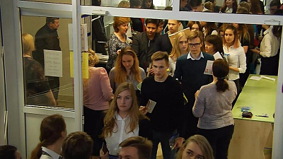 Челябинские выпускники сдали базовый ЕГЭ по математике 