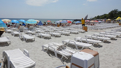 В Челябинске стартовал пляжный сезон