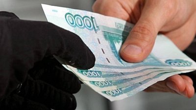 Судебный пристав пойдет под суд за вымогательство денег у бизнесмена