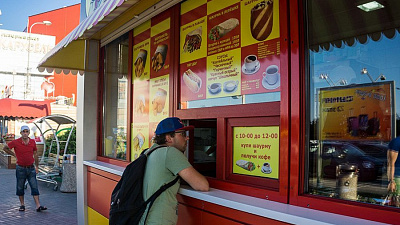 В Челябинске в день сносят по два-три незаконных киоска 