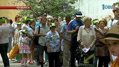 Южноуральцам раздали тысячу порций окрошки