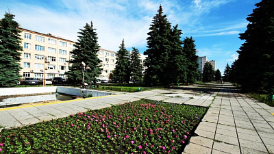 Власти планируют реконструировать сквер напротив главного корпуса ЮУрГУ