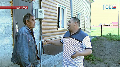 Житель Вахрушево выкинул останки ягнят на улицу 