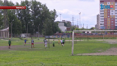 	Футбольного тренера уволили из-за «белой горячки»? 