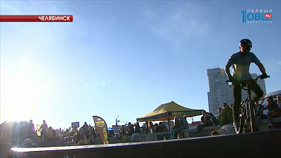 Челябинские экстремалы соревнуются на выполнение лучшего трюка