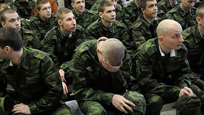 В Челябинске разбираются с неявкой новобранцев в военкоматы 