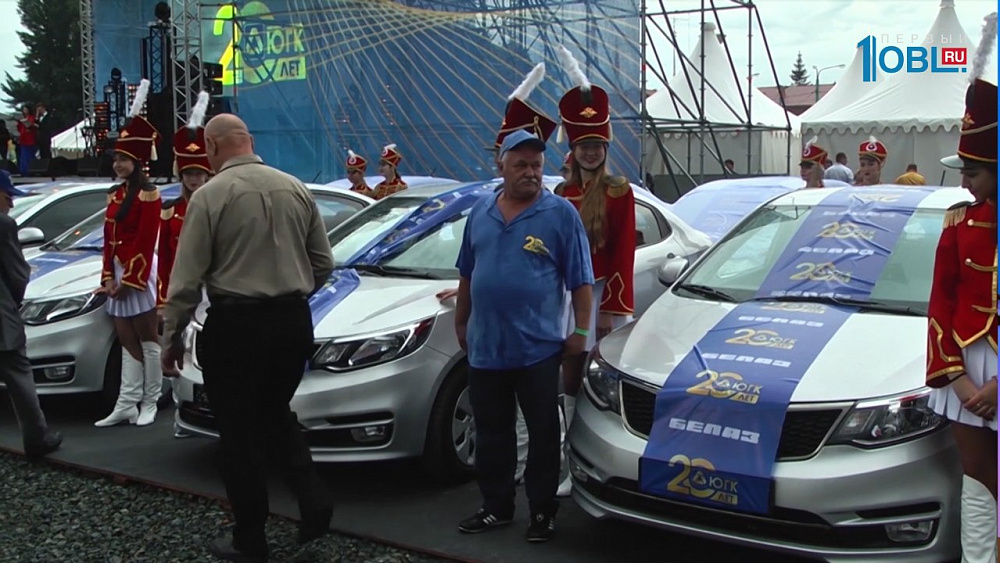 Звезды эстрады поздравили пластовчан с тремя праздниками