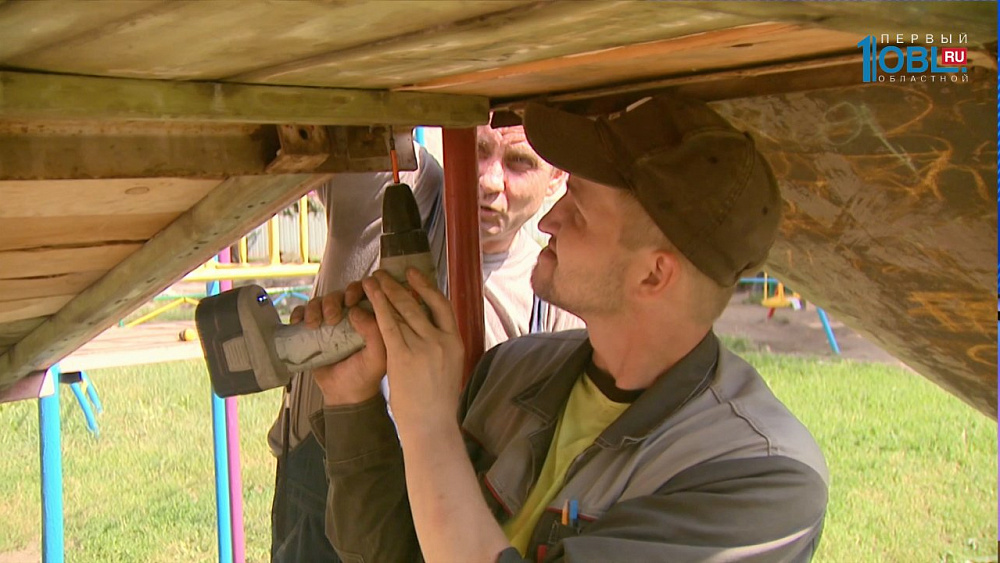 В Челябинске начались работы по благоустройству дворов