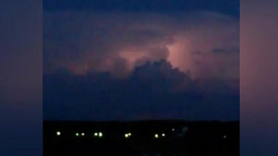 Жители Озерска сняли на видео светящееся облако
