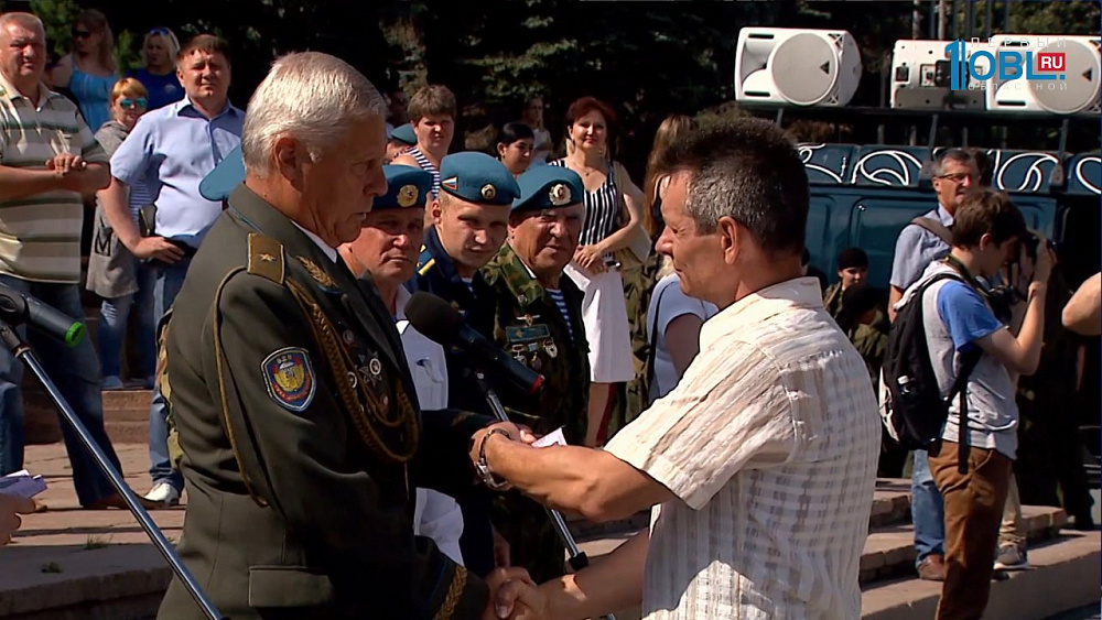 В Челябинске отмечают день ВДВ