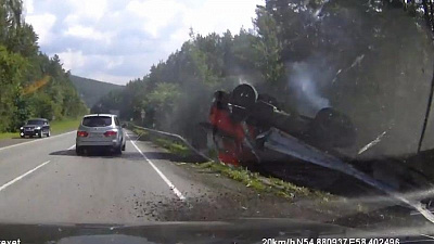 На трассе М-5 перевернулась фура 