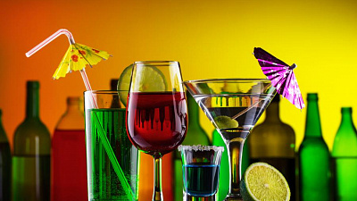 Продажи алкоголя снизились в России за полгода 