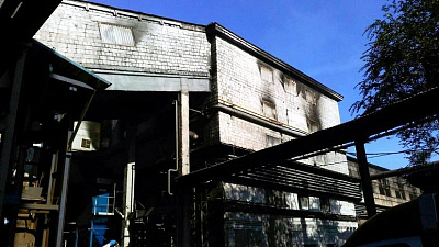 Пожар площадью более 700 квадратных метров ликвидировали на ЧЭМК