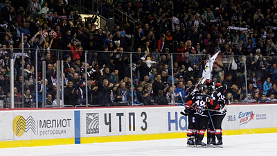 «Трактор» завершает продажу сезонных абонементов 