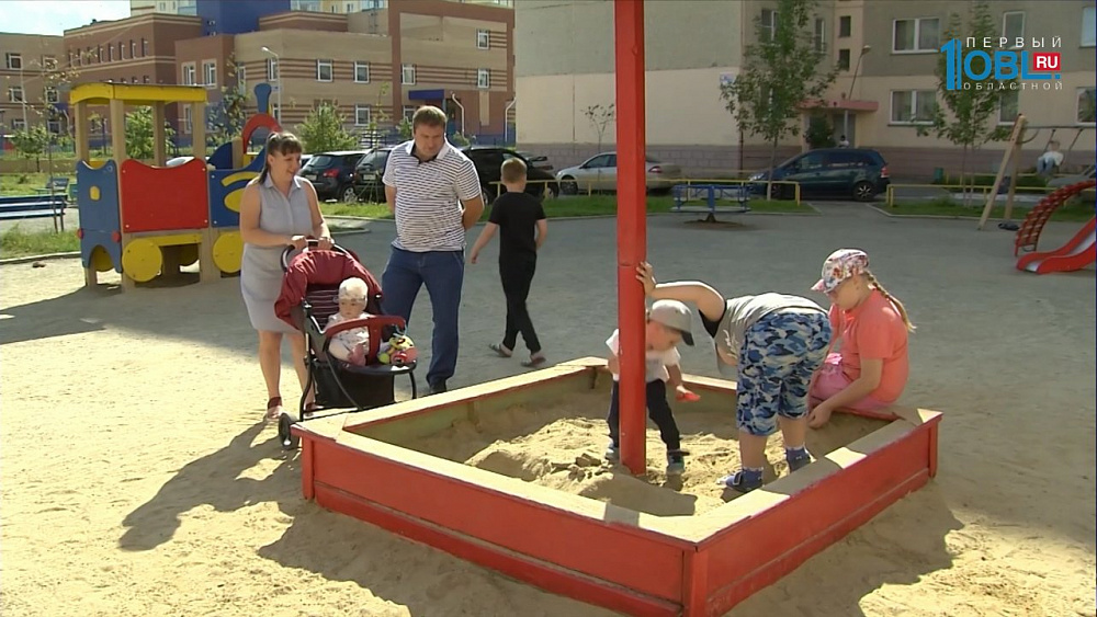 Челябинцы в интернете меняются местами в детских садах