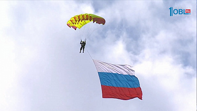 В день авиации для челябинцев устроили авиашоу